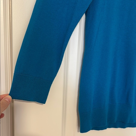 Banana Republic Blue Women's Sweater Medium - Picture 4 of 8